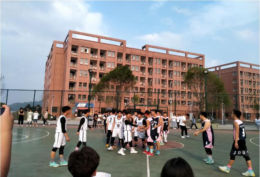 拼球技，建友誼，展風采