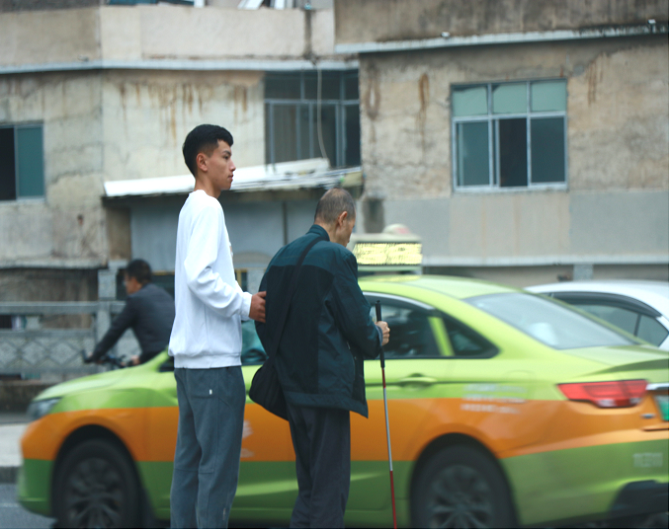 “文明交通，綠色出行”——信息工程系志愿者們在行動